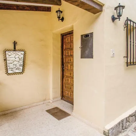 Gorgeous Home In Benissa With Kitchenette *